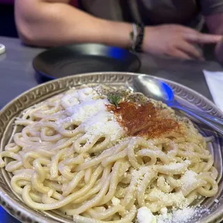 B1. Garlic Noodles
