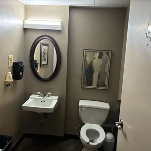 Ladies powder room