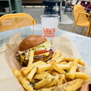 Regular Cheeseburger