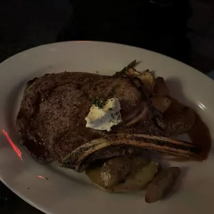 Tomahawk 20oz steak