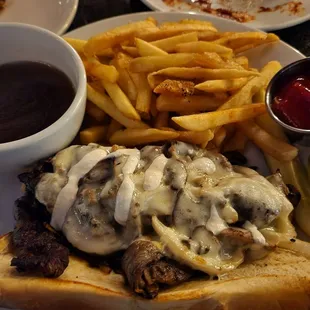 Prime rib dip