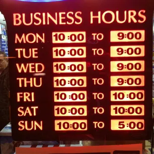 Lou's Brew: Business Hours
