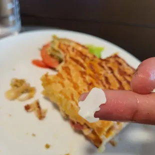 They left a white piece of plastic in my bread. I almost choked. Never coming back here.
