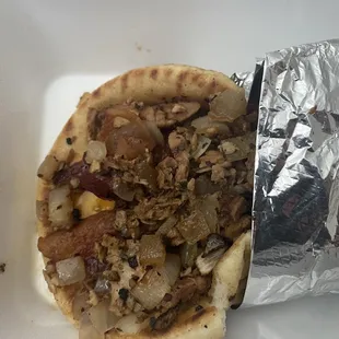 Lou's Grill Pita