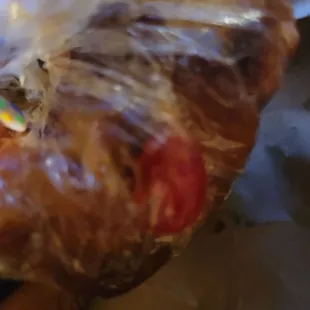 Burned cake that absolutely should not have been sold. Rude customer service when I called to complain. Sent message on IG no response.