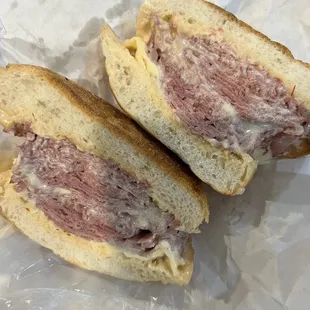Lou's Deli