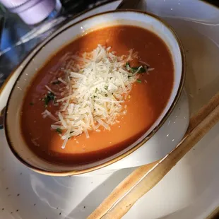 Creamy Red Pepper Tomato Soup