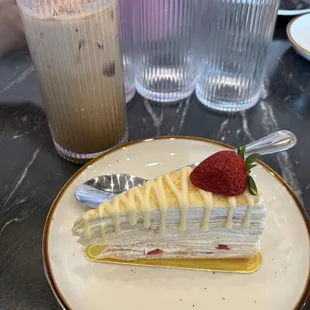 Lova Cake