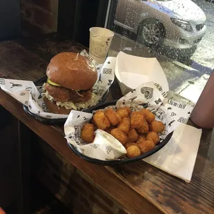 Popeye 's Spicy Chicken Sandwich