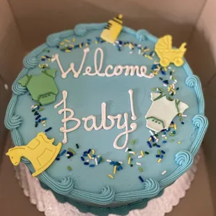Baby shower cake