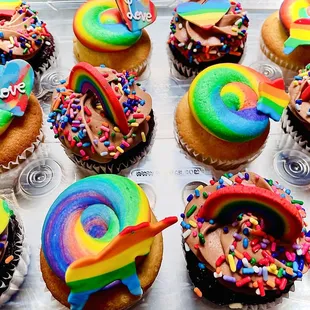 Pride theme cupcakes
