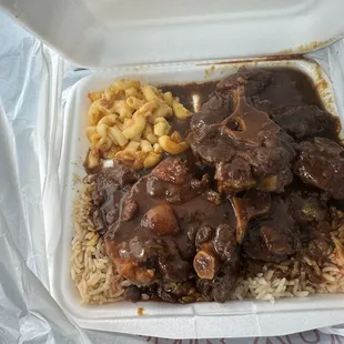 Oxtails, rice &amp; peas, and Macaroni and Cheese