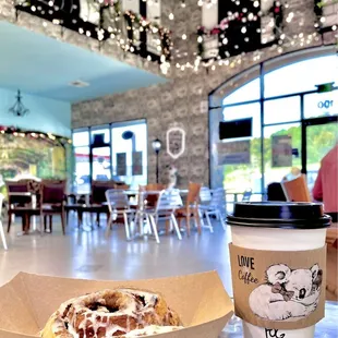 Buttermilk cinnamon roll &amp; London fog