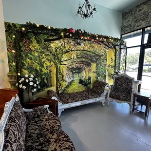 Vintage seating and a very nice painting