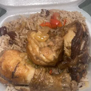 Brown stew chicken
