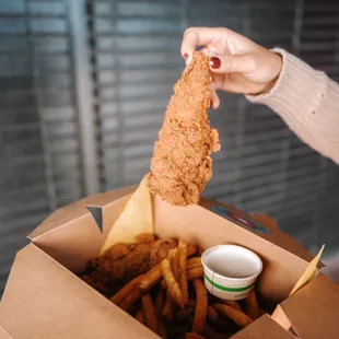 chicken wings and fried chicken, food