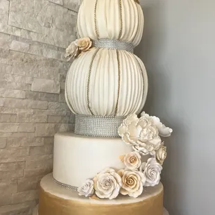 What a wedding cake!