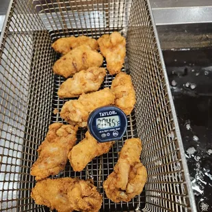 chicken wings and fried chicken, food