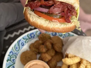 Rainbow Drive In - Visalia