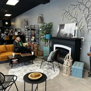 Another cute seating area!