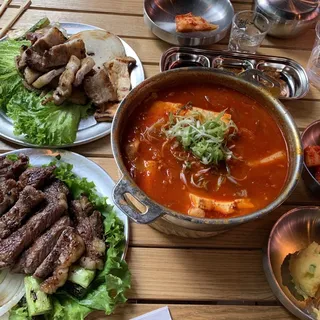 12. Hangjung Sal
