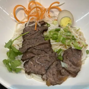 Beef Shank Sauce Mixed Rice Noodles $13