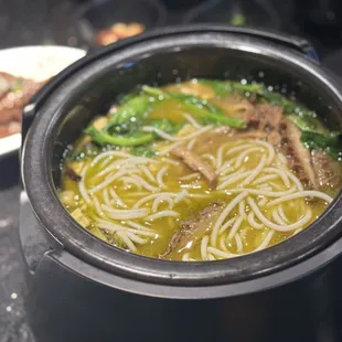 sour cabbage with beef intestines