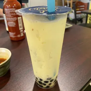 Pina colada smoothie with boba