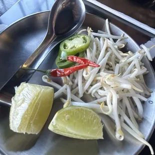 Side plate of pho veggies