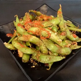 SPICY GARLIC EDAMAME