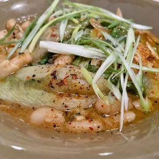 White Bean + escarole, chili broth, scallion