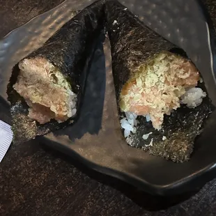 Salmon crunch hand rolls