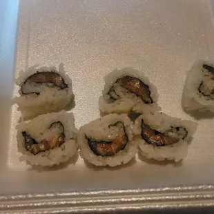 Salmon roll with next to no fish