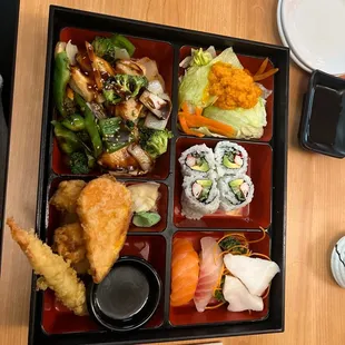 Love Sushi