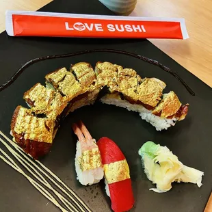 Finally got to check this place out! It&apos;s so good!!! The fruit rolls are ... cool vibe and clean. Will definitely go back.