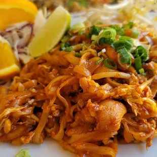 Pad Thai with chicken