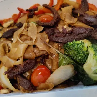Beefless Drunken Noodle Medium Spicy