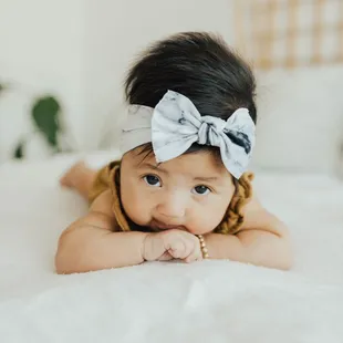 Exclusive baby bling bows