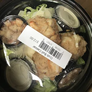 The crab balls are amazing and full of lump crab! Prob the best ones I've had!!