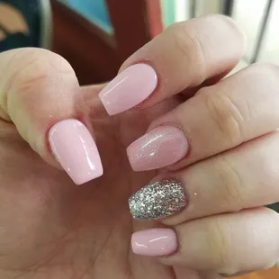 Pink, shimmer and silver glitter short coffin nails at technician suggestion. Kim did amazing.