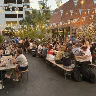 Full shot of patio, bar is over on the right