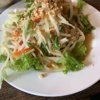 Northern Thai Style Papaya Salad