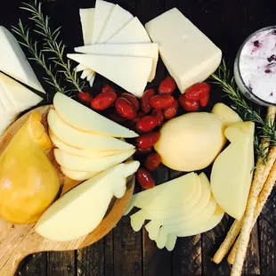 Our Winter 2018 Cheeseboard Kit