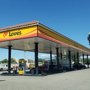 Just got into Love's...