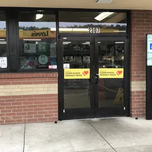 Love's Store Entrance