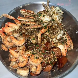 Garlic crab and shrimp