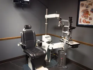 EyeCare Associates of South Tulsa