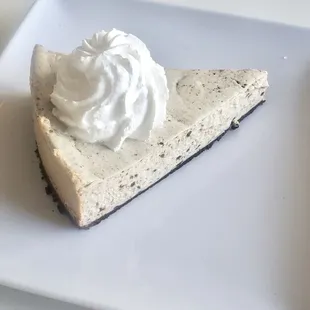 Vegan take on Oreo Cheesecake.. Yum