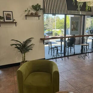 Great seating to wait at! Comfy!