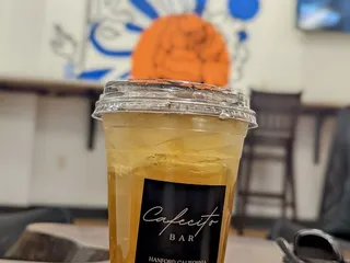 Hola Cafecito